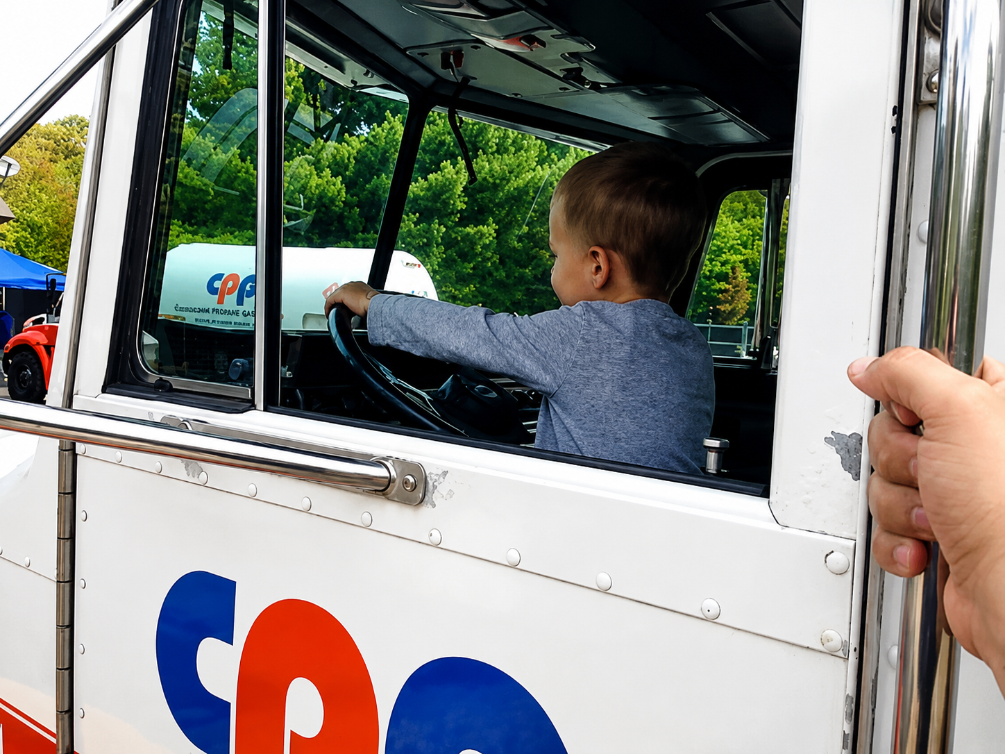Connecticut Propane team member on the job